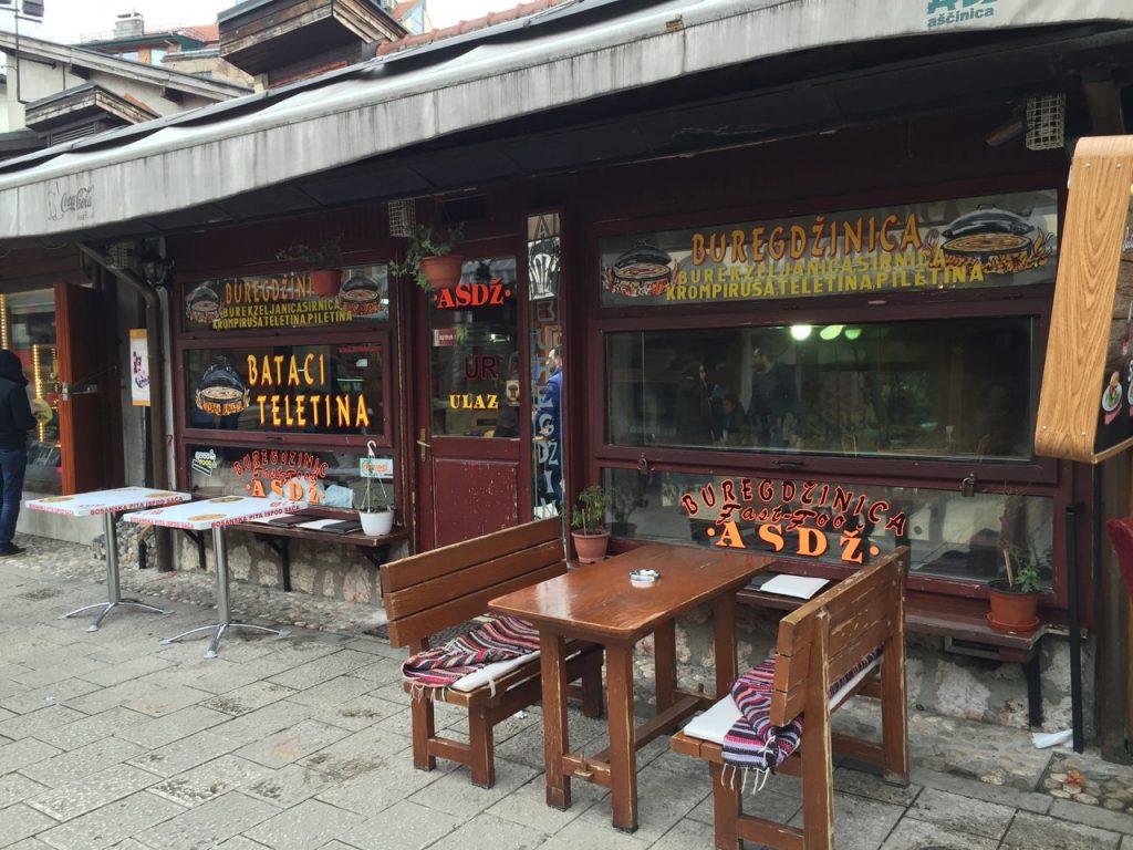buregdzinica-asdz-vitrin