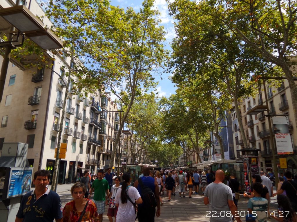 barcelona-gezilecek-yerler-la-rambla