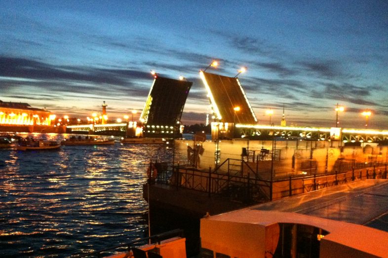 st-petersburg-beyaz-geceler