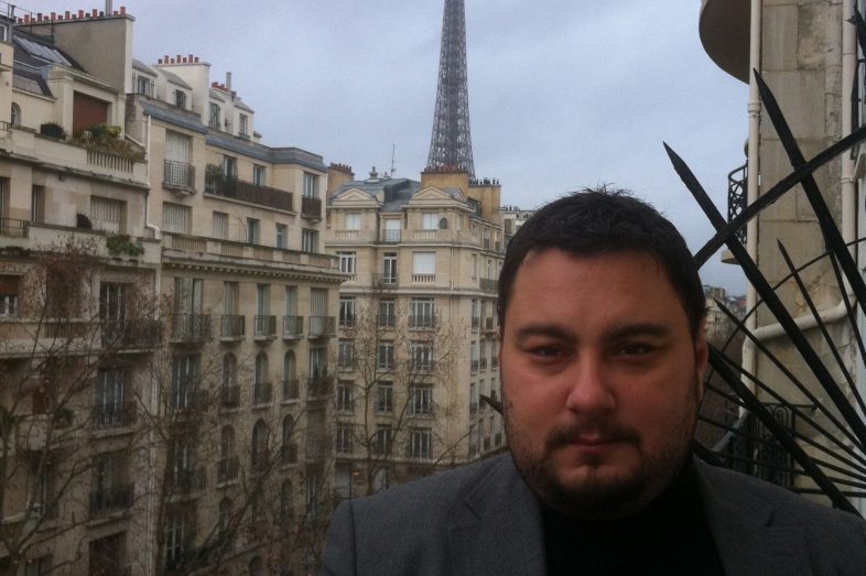paris-balcony-view