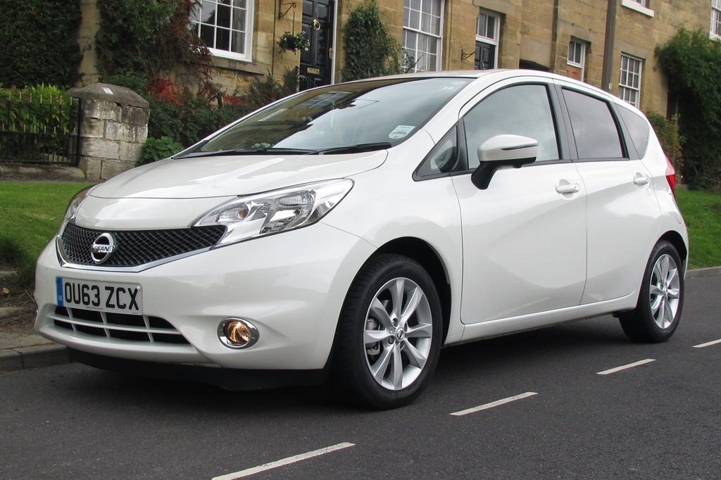 Nissan-Note-2013-white-2